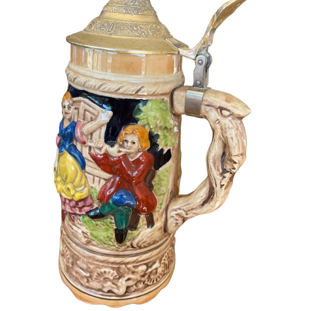 Beer stein music box